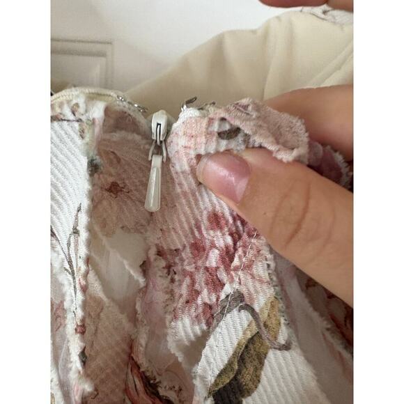 Camilla and Marc Mulholland Floral Top Size 10 US - Picture 8 of 10